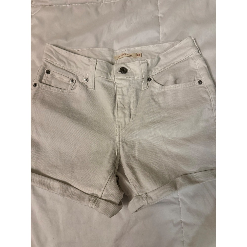 Levis White Mid Length Denim Shorts Womens 28 Cuffed Hem 5 Pocket Jean Shorts